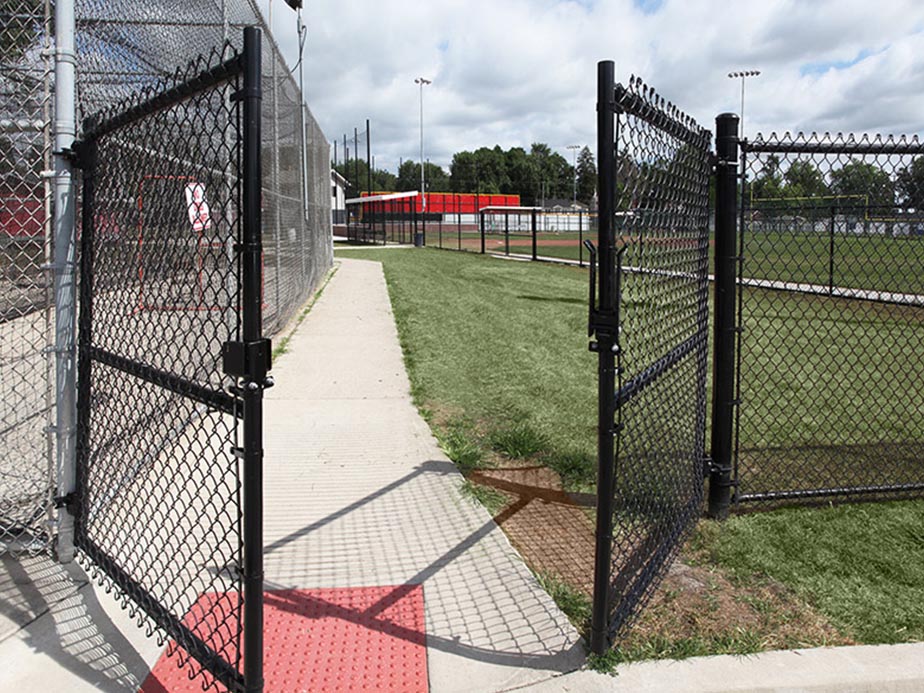 Carrollton Texas commercial fencing contractor